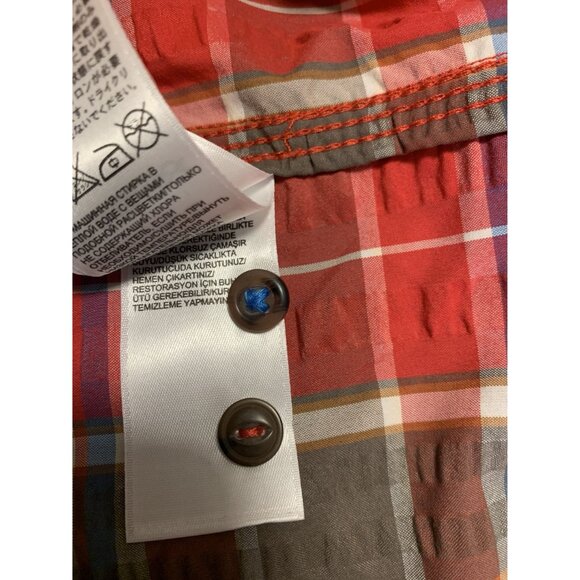 The North Face Plaid Button Up Short Sleeve Shirt L Gorpcore Outdoor Hiking - Picture 10 of 10